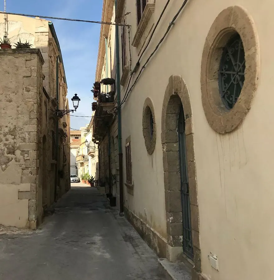 A 100 Passi Da Calarossa Apartment Syracuse Italy